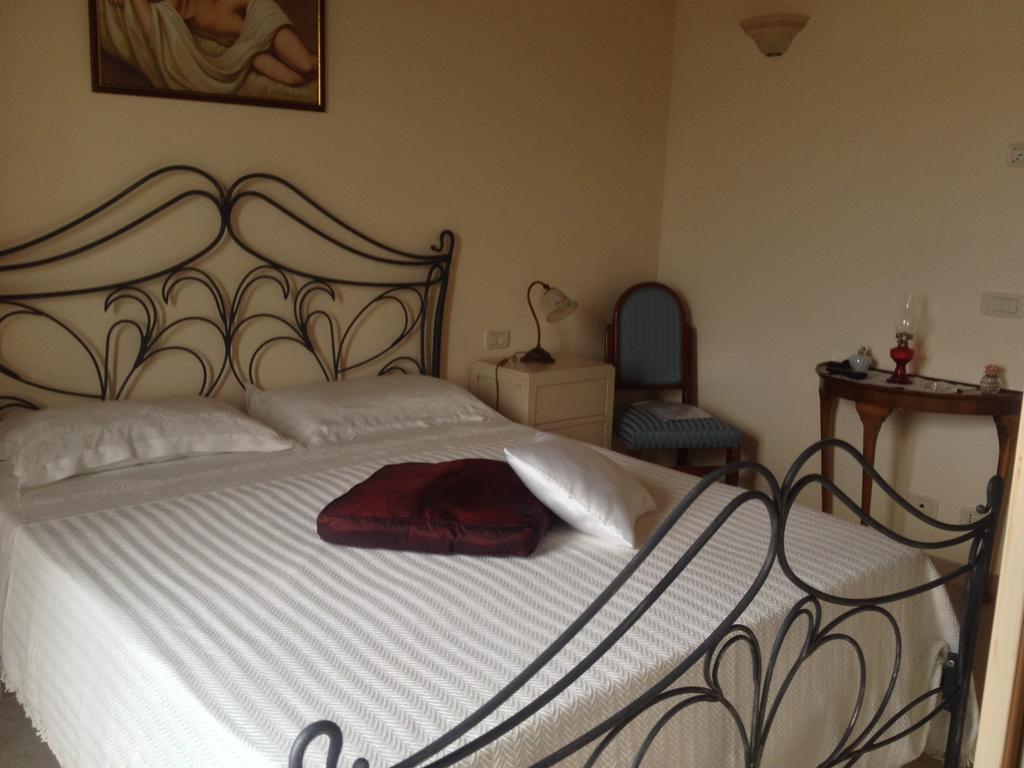 B&B La Grave โนซิ ห้อง รูปภาพ